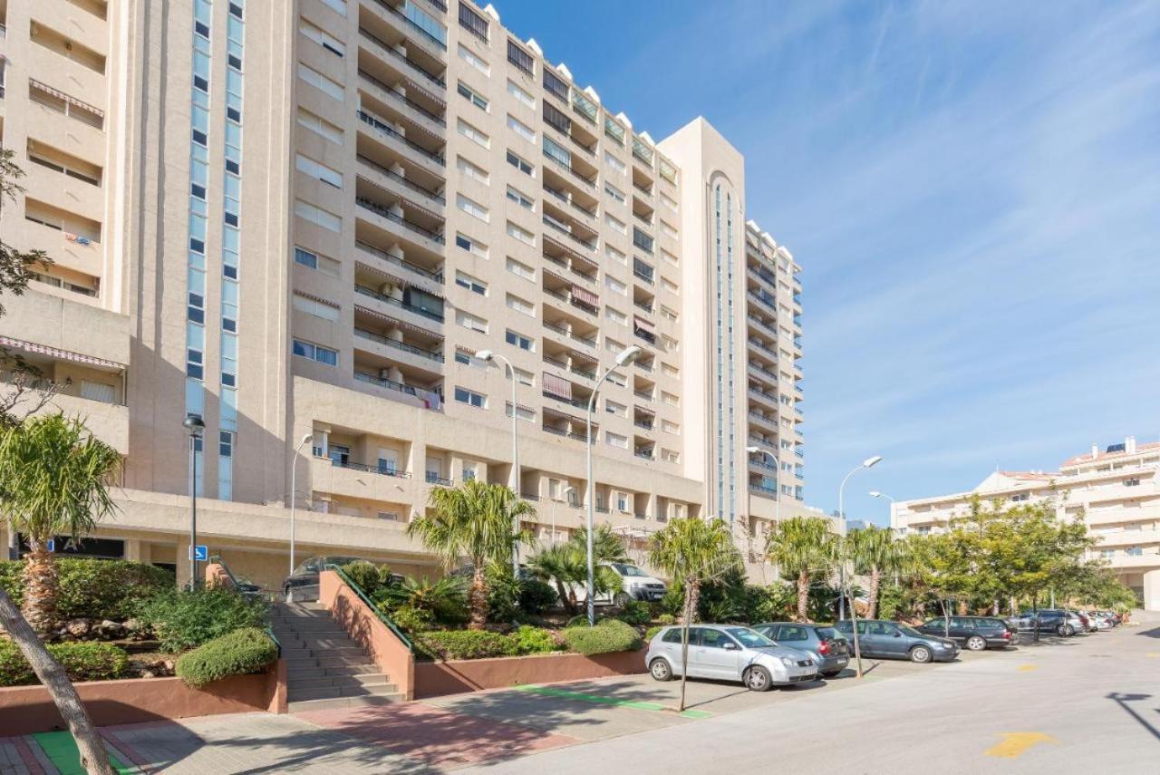 Beach And Pool Holidays At The Grand Coloso Apartment Benalmádena Exterior foto